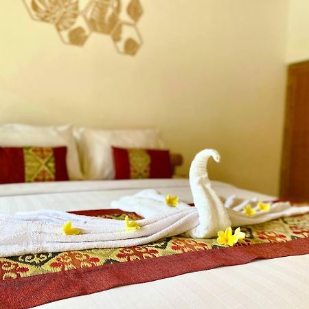 Narafa'S Guest House Jasri Экстерьер фото